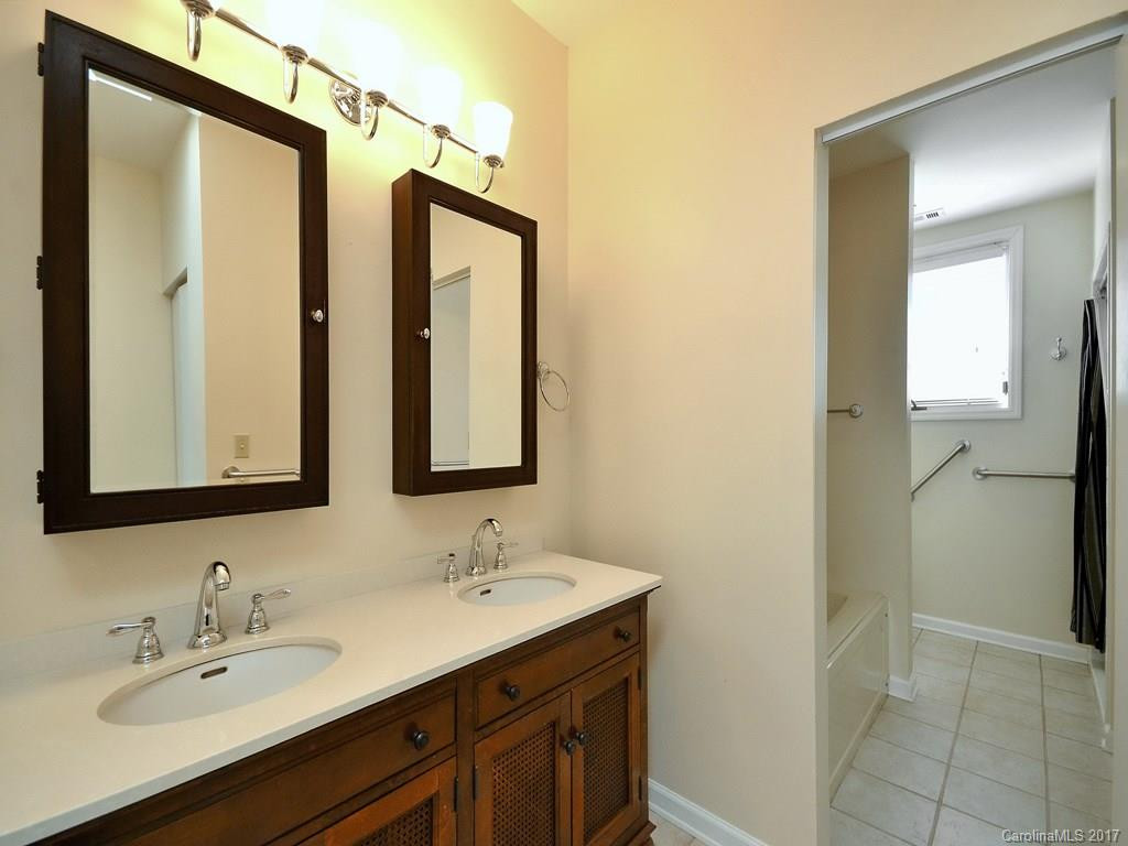 445 Lakeshore Drive - Photo 17