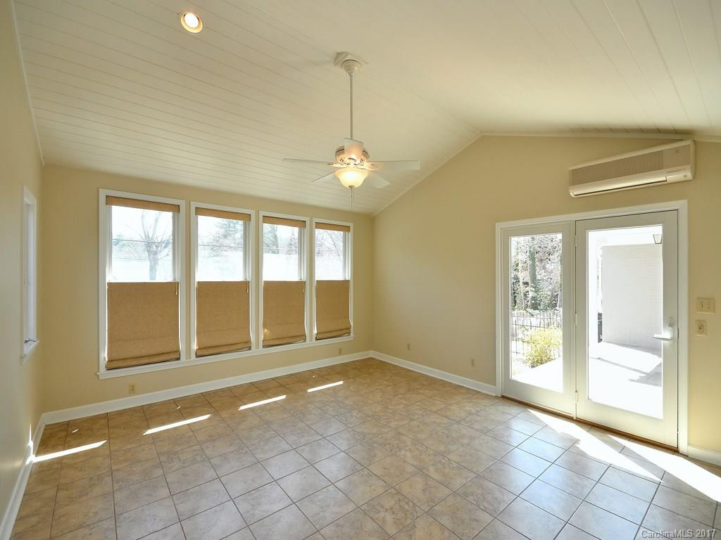 445 Lakeshore Drive - Photo 9