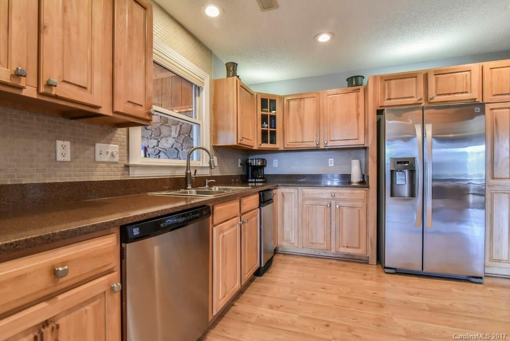 6 High Meadow Cove - Photo 10