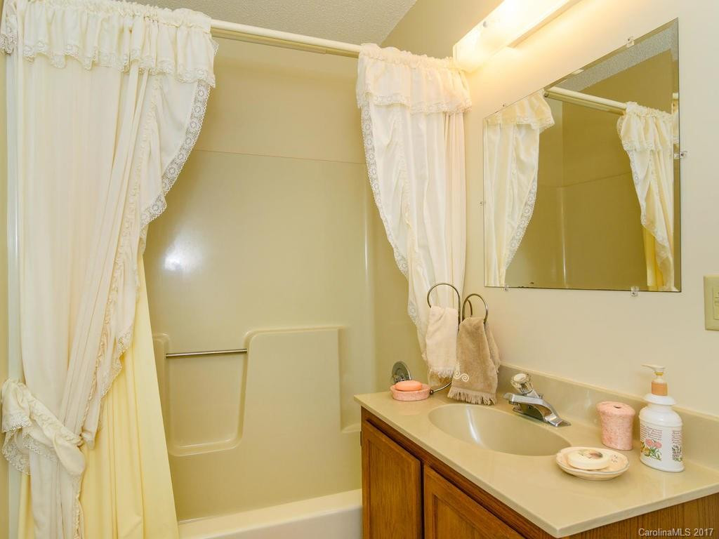 5383 Gerton Highway - Photo 20