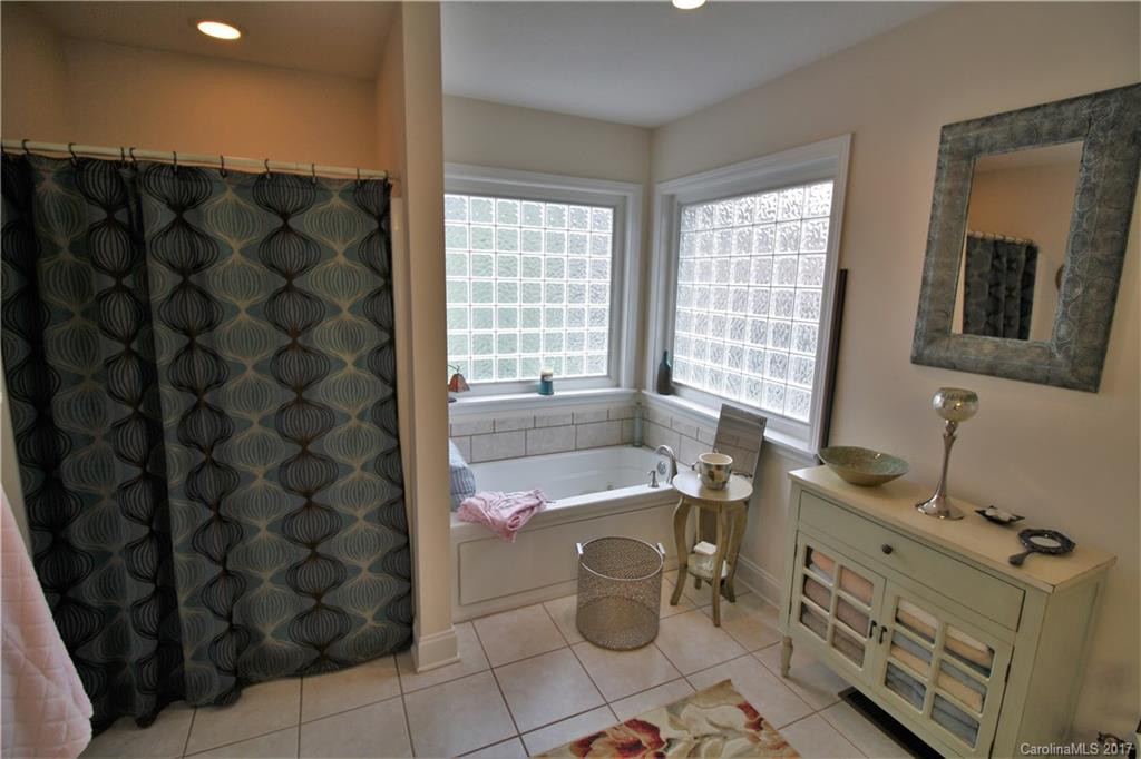 8 Rose Briar Circle #1 - Photo 10