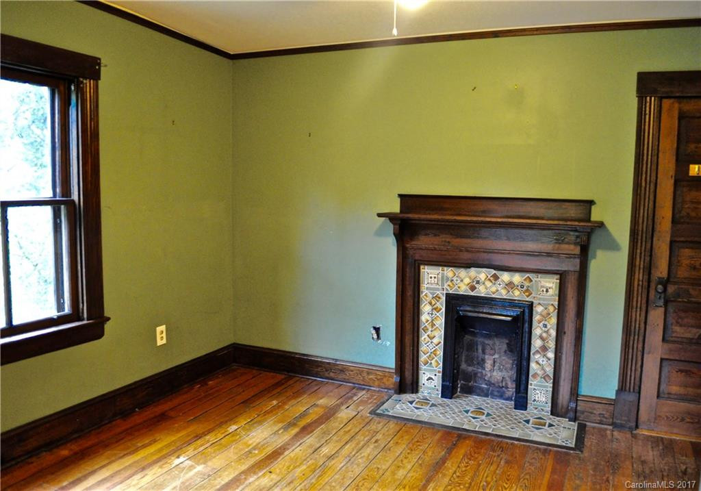 439 Haywood Street - Photo 17