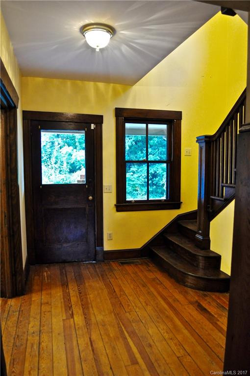 439 Haywood Street - Photo 6