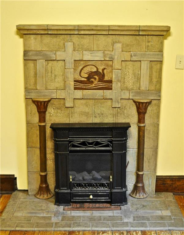 439 Haywood Street - Photo 9