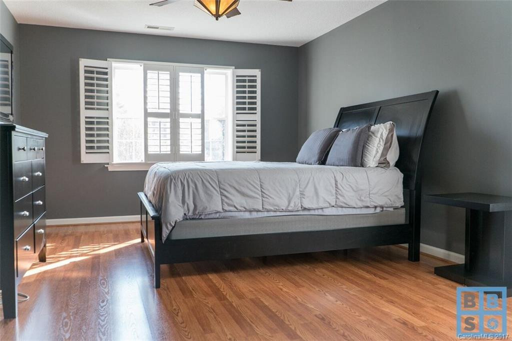 4 Hedgewood Court - Photo 17
