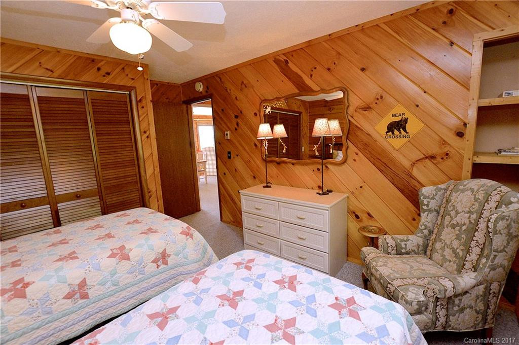 1325 Scenic View Road - Photo 16
