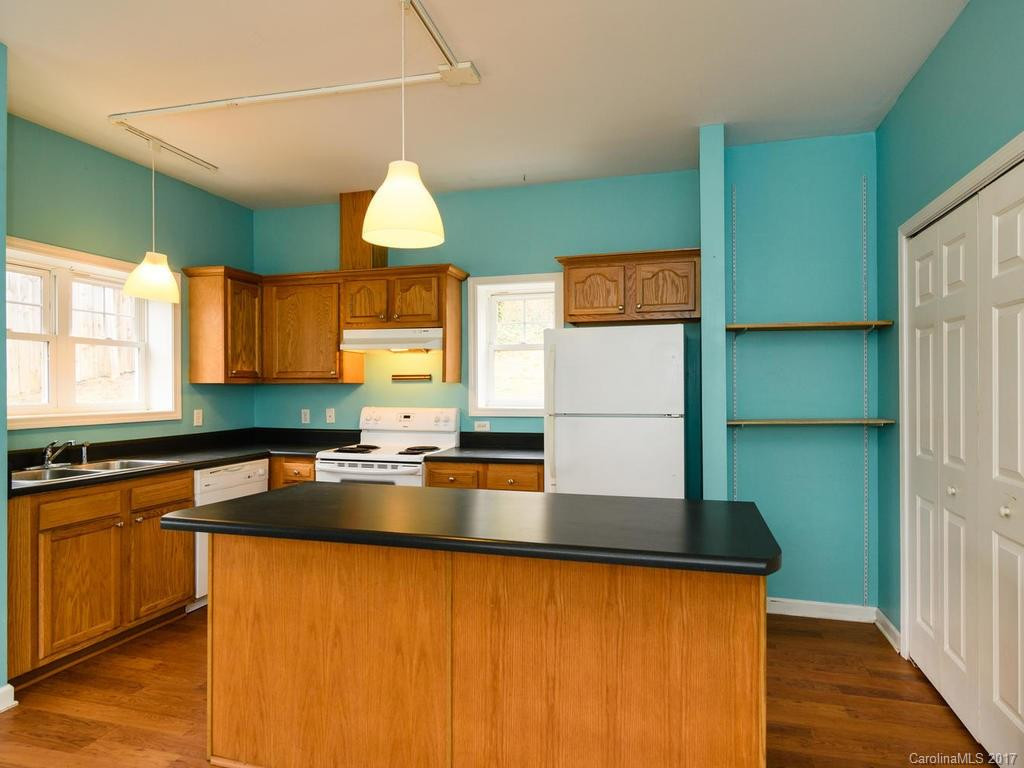 162 Wellington Street - Photo 10