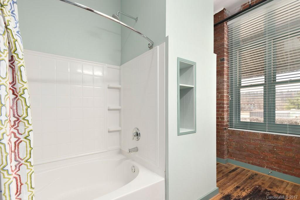 75 Thompson Street #J - Photo 23