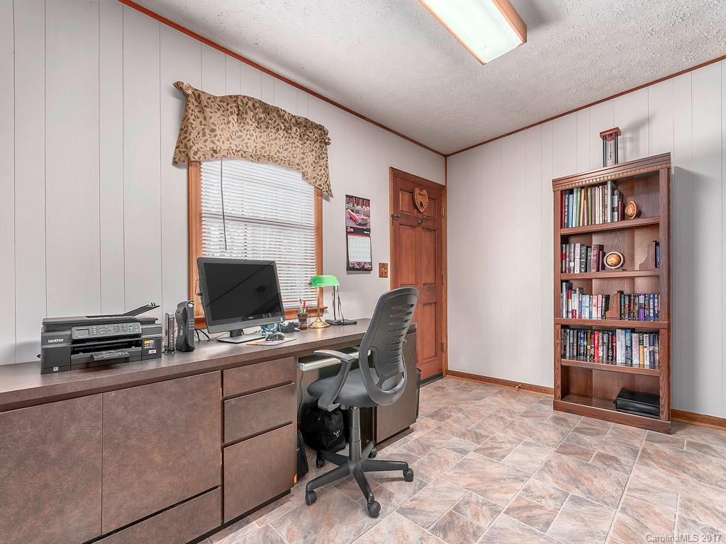 410 Rockwood Drive - Photo 12
