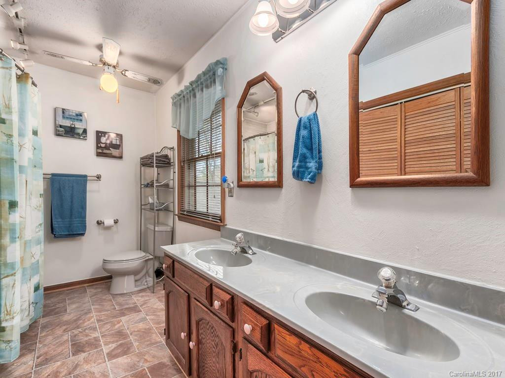 410 Rockwood Drive - Photo 18