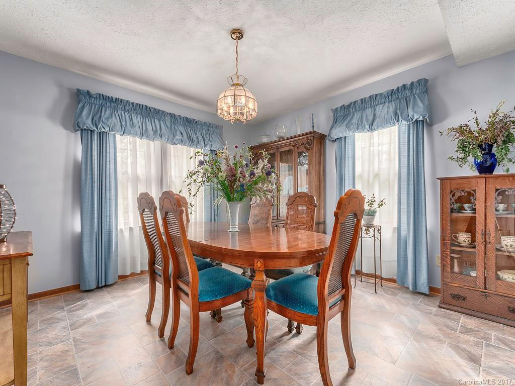 410 Rockwood Drive - Photo 8
