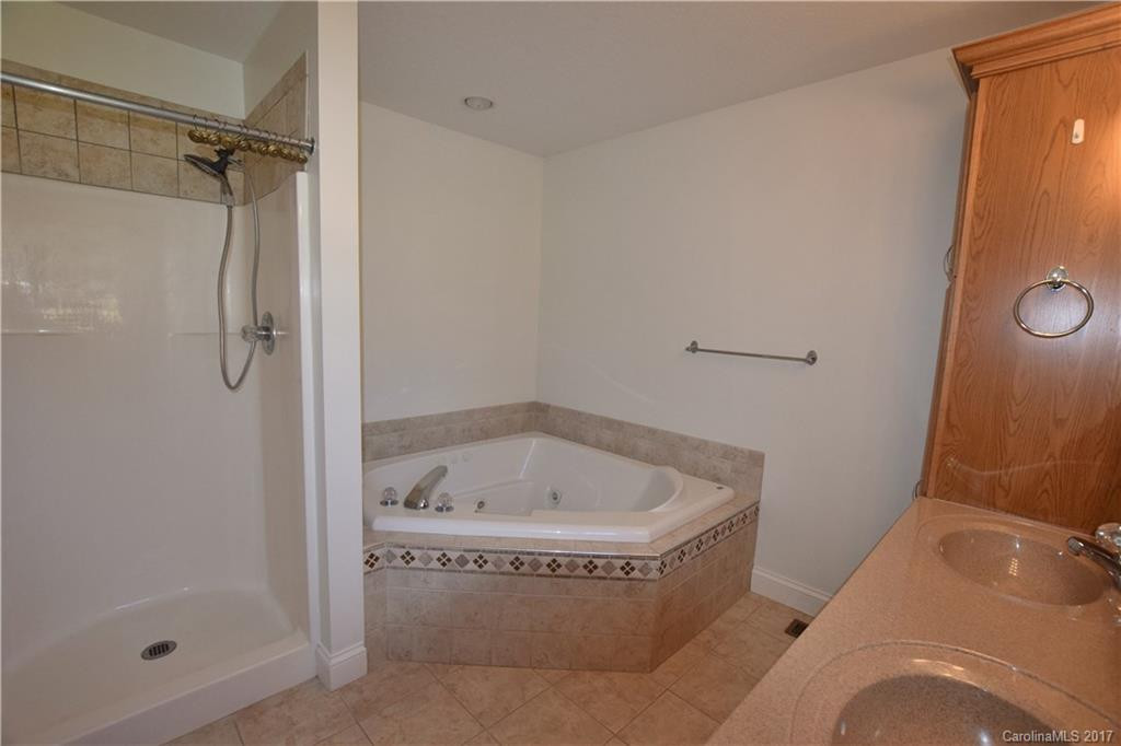 24 Country Cove Court - Photo 8