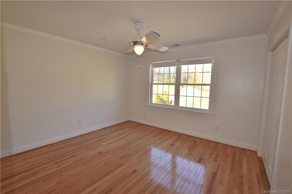 24 Country Cove Court - Photo 9