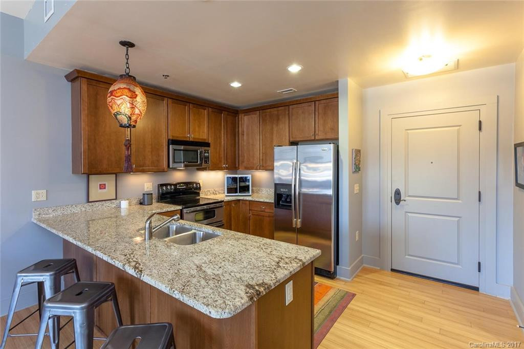 190 Broadway Street #405 - Photo 6