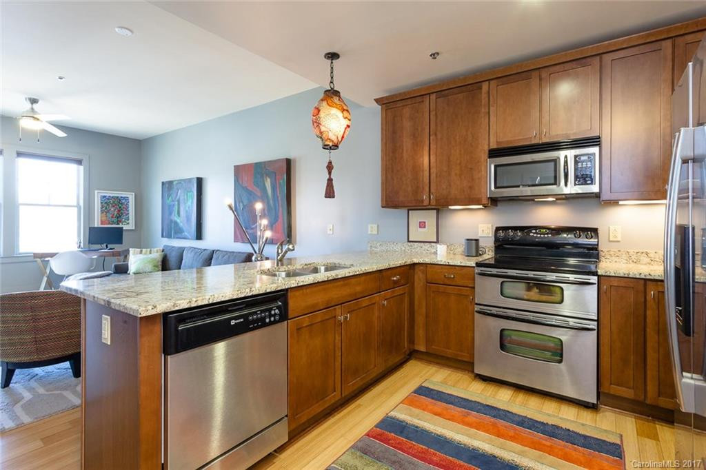 190 Broadway Street #405 - Photo 8
