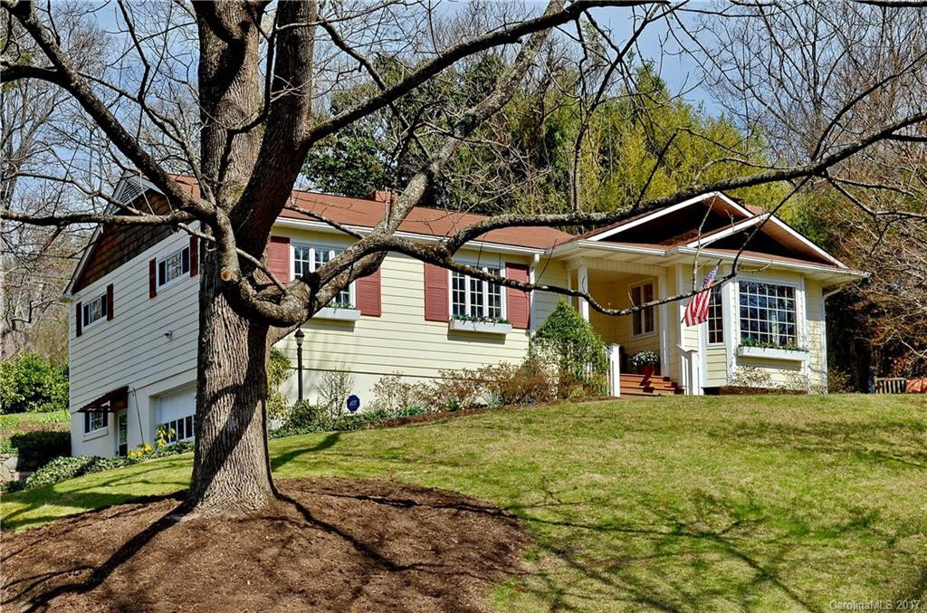 4 Woodcrest Road - Photo 2