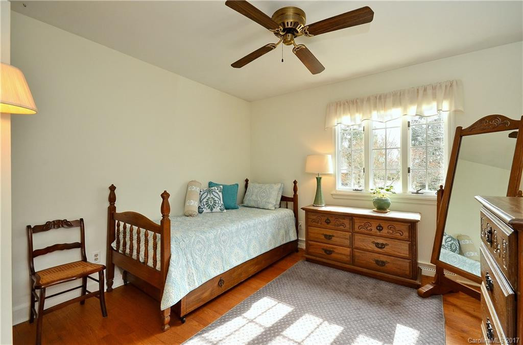 4 Woodcrest Road - Photo 15