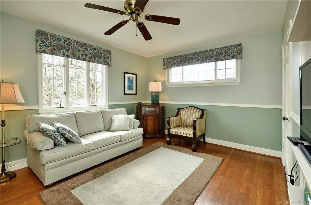 4 Woodcrest Road - Photo 17