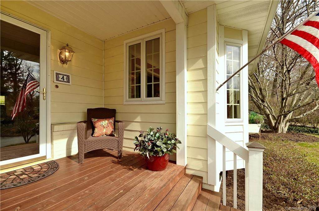 4 Woodcrest Road - Photo 5