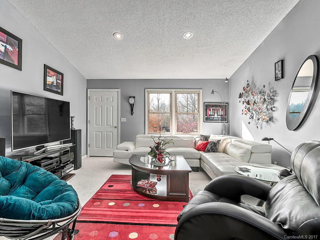 1 Ella Drive - Photo 4