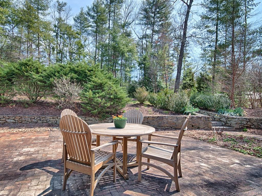 16 Westwood Road - Photo 3