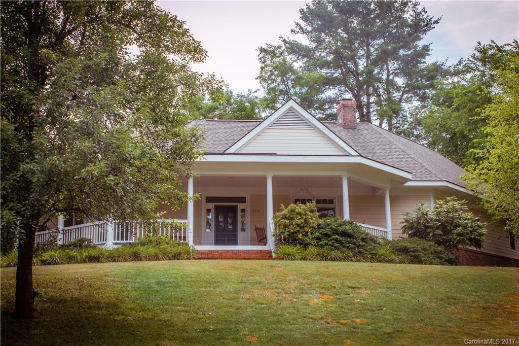 201 Tomahawk Avenue - Photo 18
