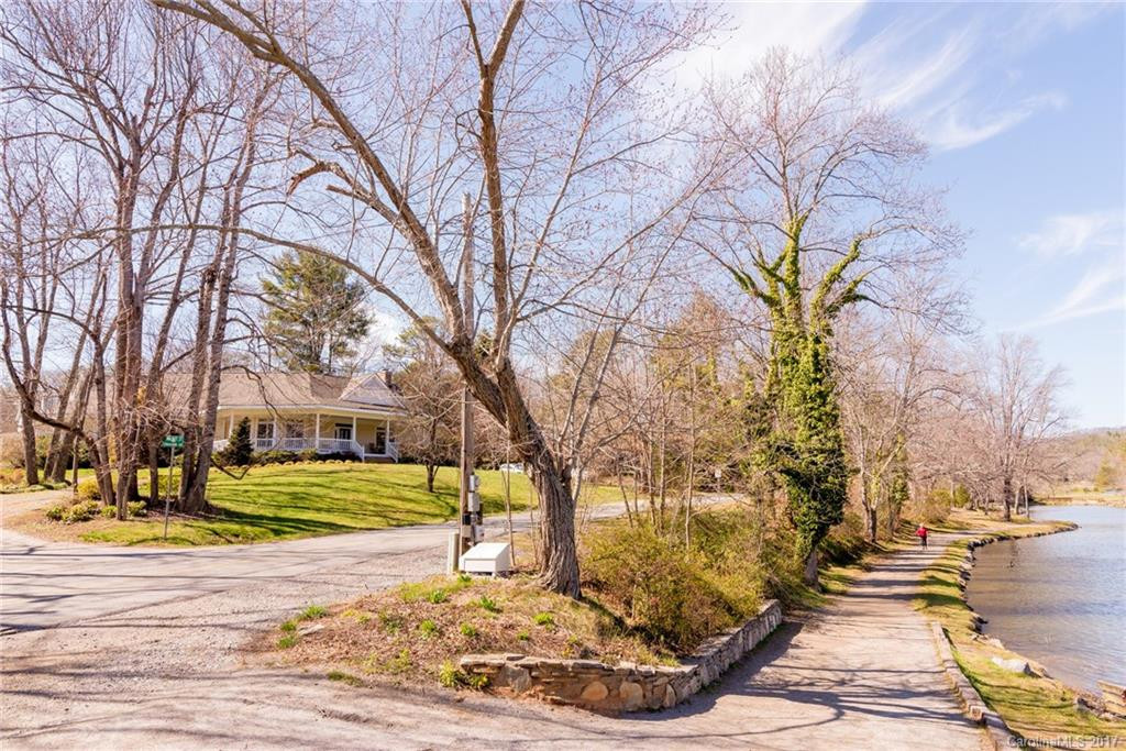 201 Tomahawk Avenue - Photo 4