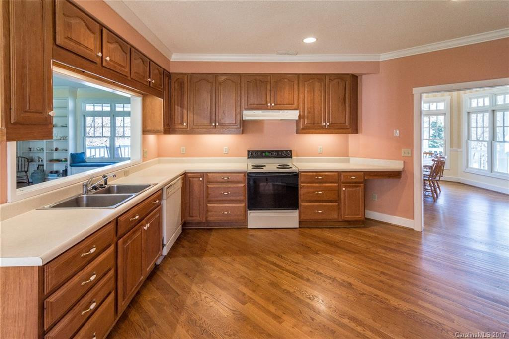 201 Tomahawk Avenue - Photo 6