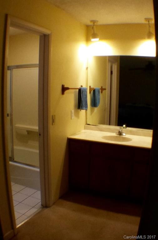 297 Hillcrest Circle - Photo 14