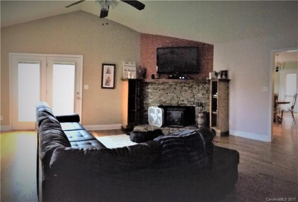 505 Poplar Trail - Photo 6