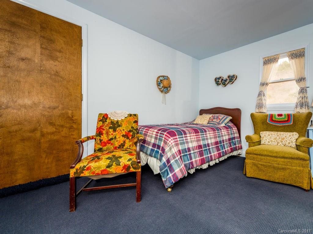 3851 Green River Cove Road - Photo 16