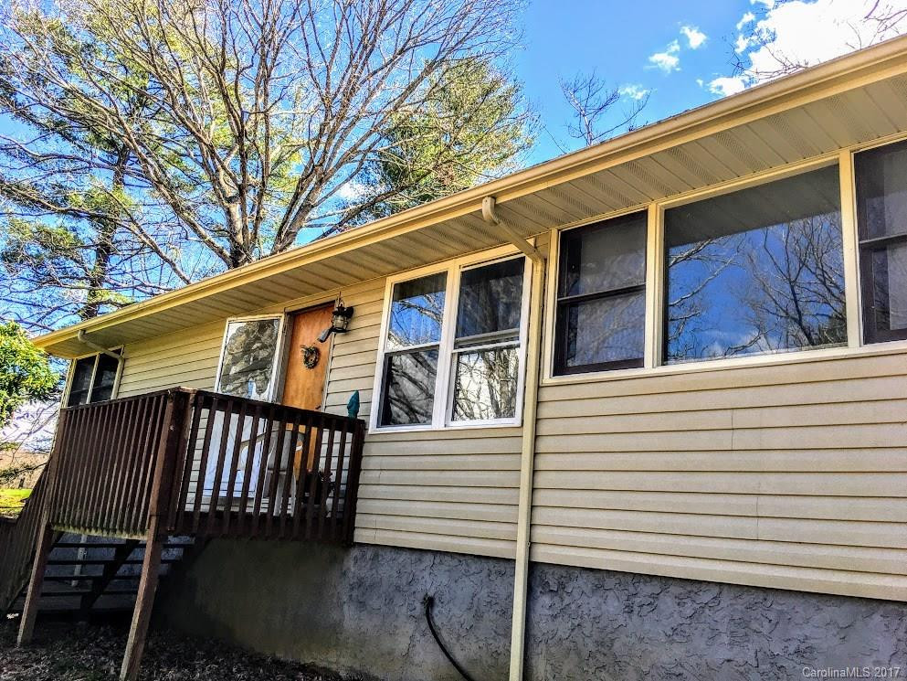 17 Oak Hill Lane