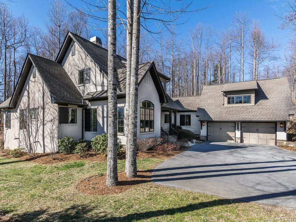 328 Pinnacle Peak Lane