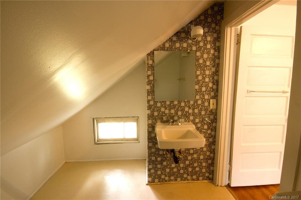 88 Craig Circle - Photo 12
