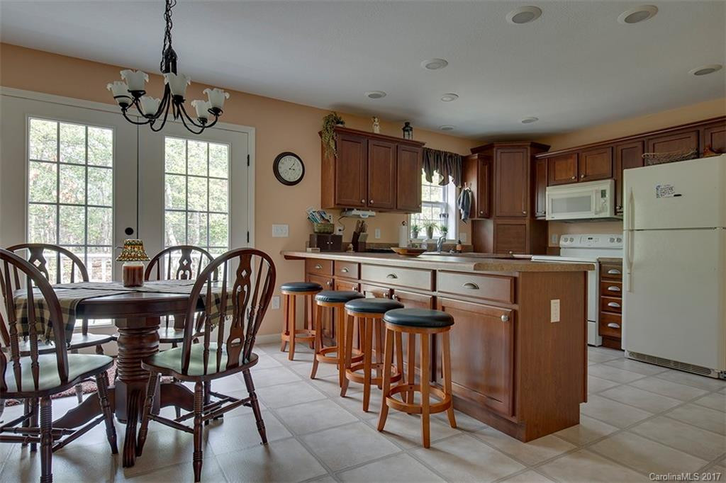 121 School House Road - Photo 3