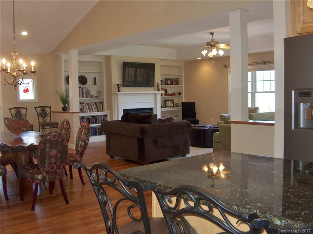 105 Deer Glade Lane - Photo 12