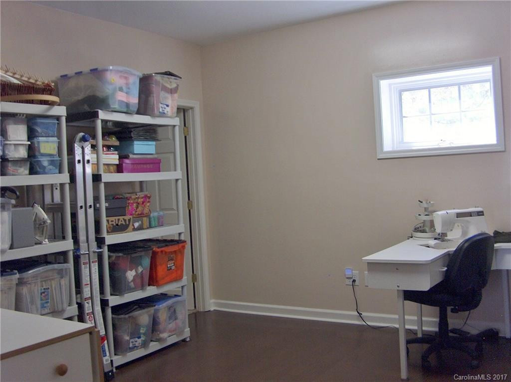105 Deer Glade Lane - Photo 17