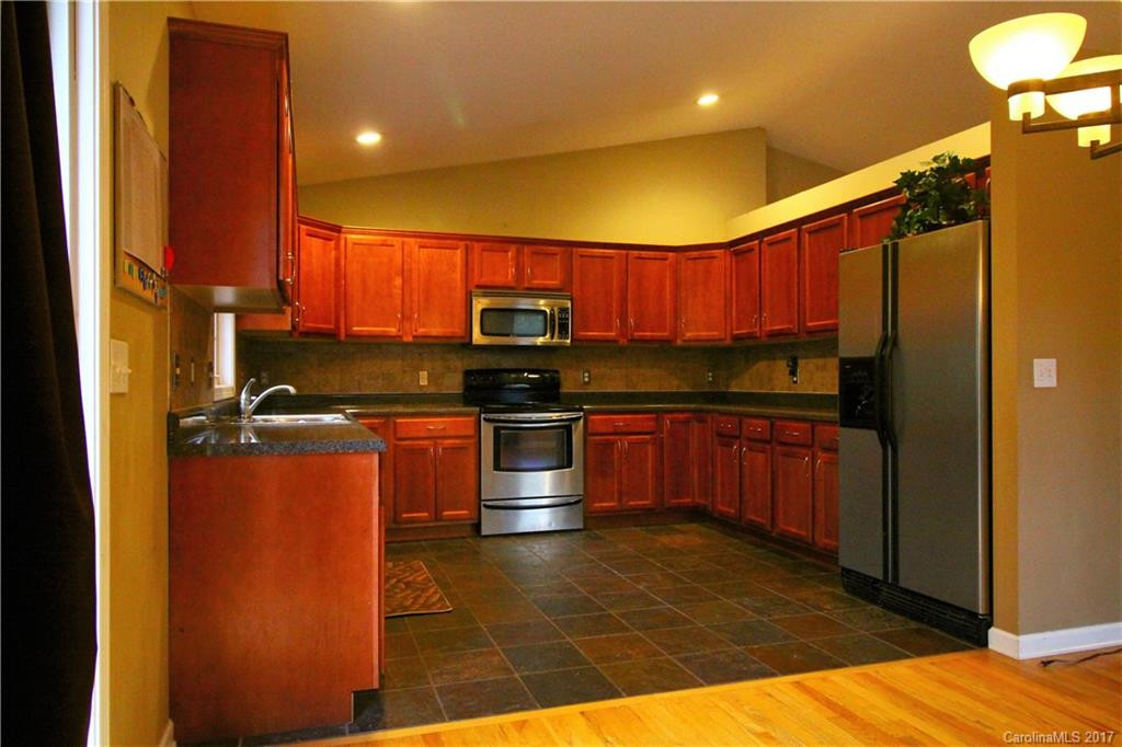 85 Redden Road - Photo 2