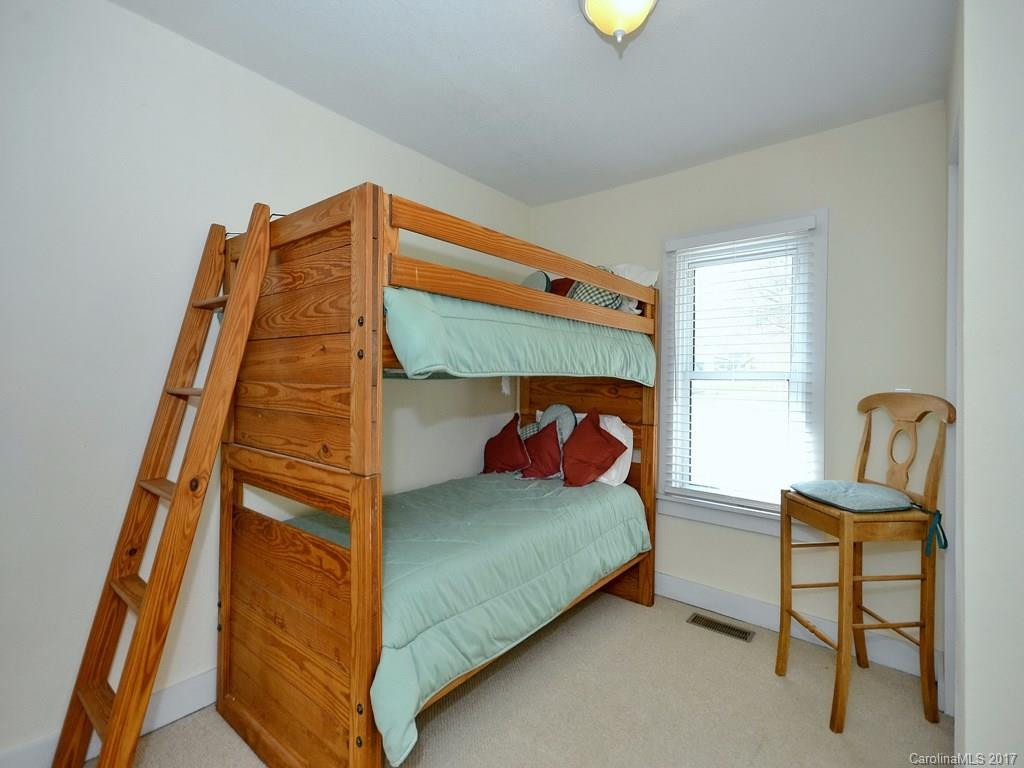 416 Newton Place - Photo 11