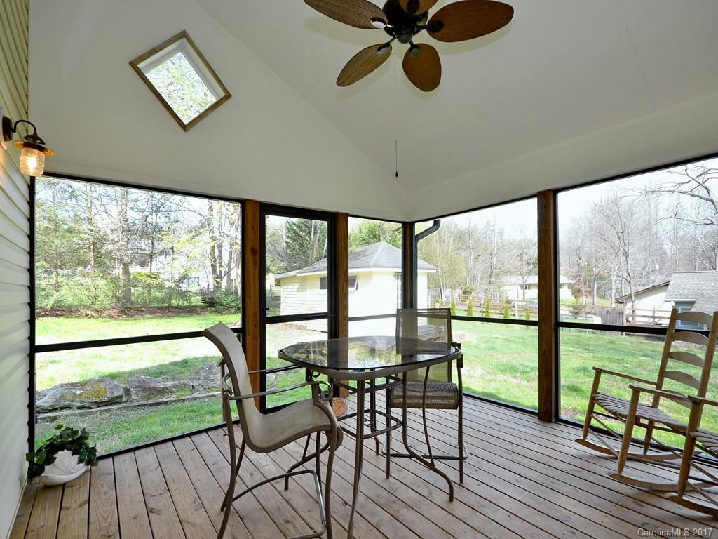 416 Newton Place - Photo 14