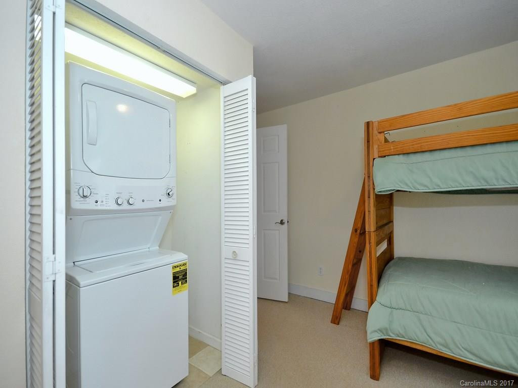 416 Newton Place - Photo 10