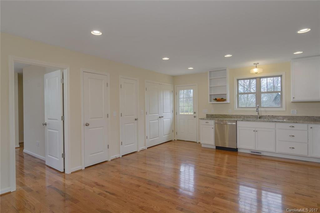 851 Emma Road - Photo 7