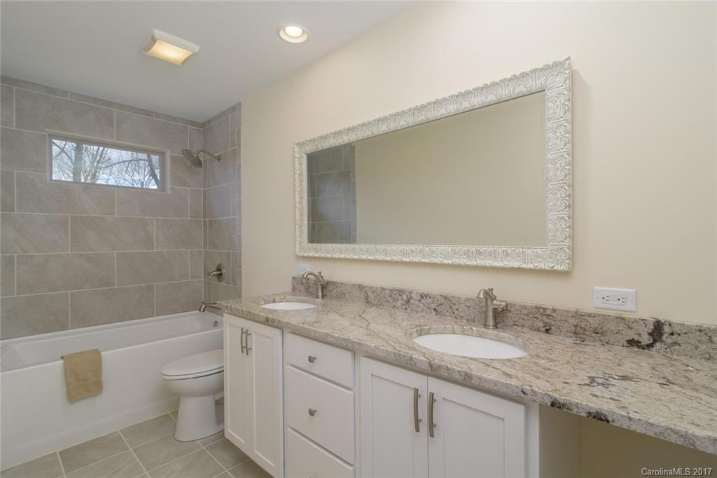 851 Emma Road - Photo 9