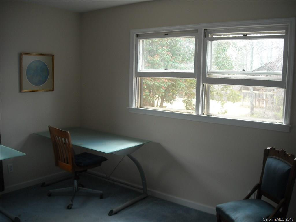 484 John Smith Road - Photo 10