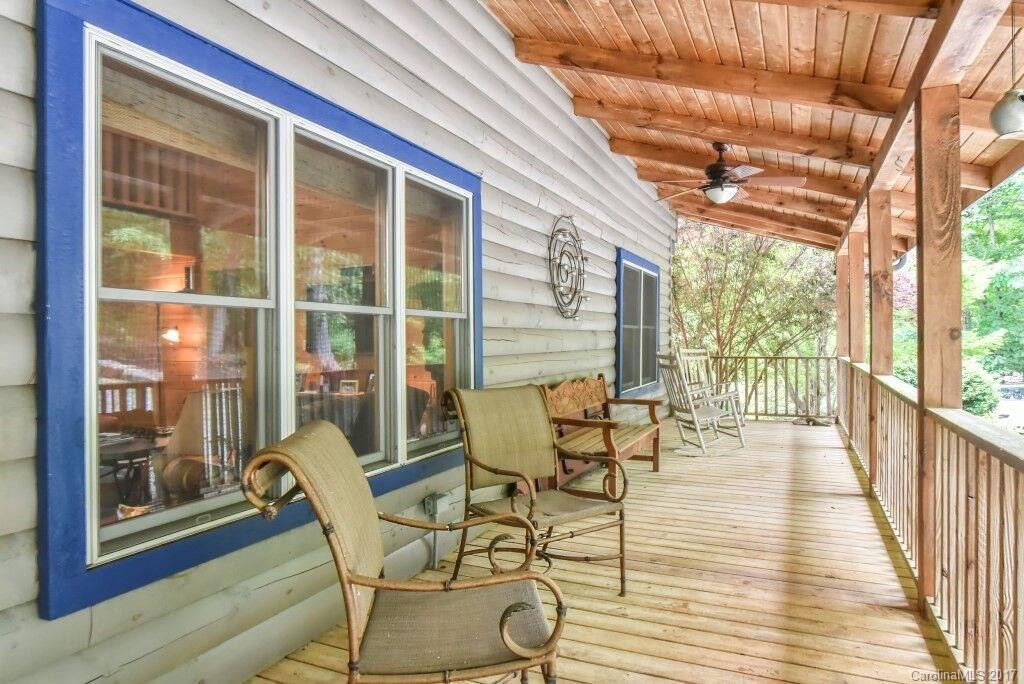 628 Rockwood Lane - Photo 2