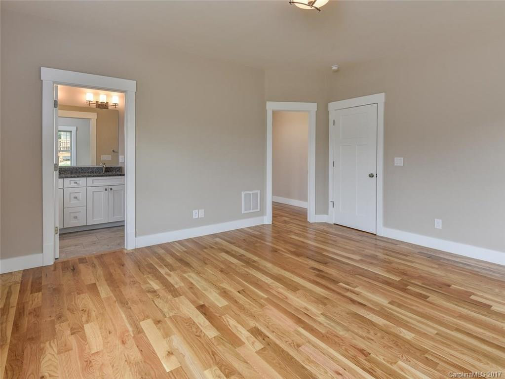 111 Noble Road - Photo 14