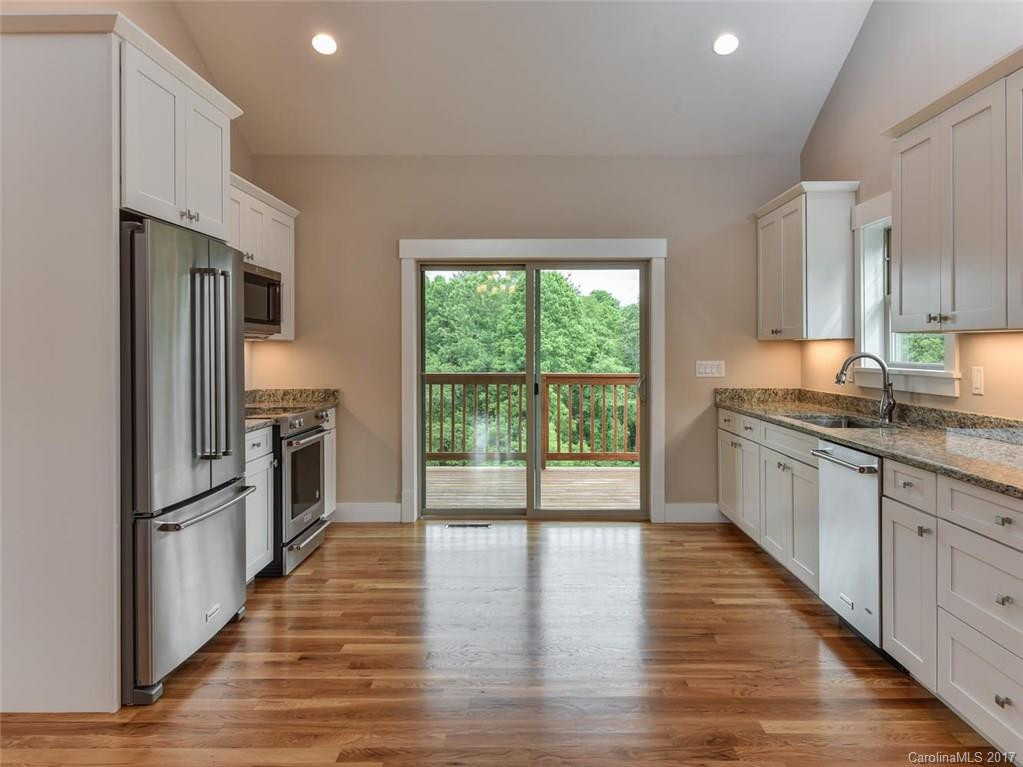 111 Noble Road - Photo 7