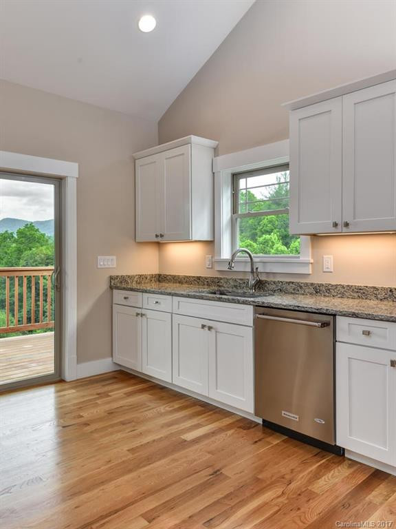 111 Noble Road - Photo 9