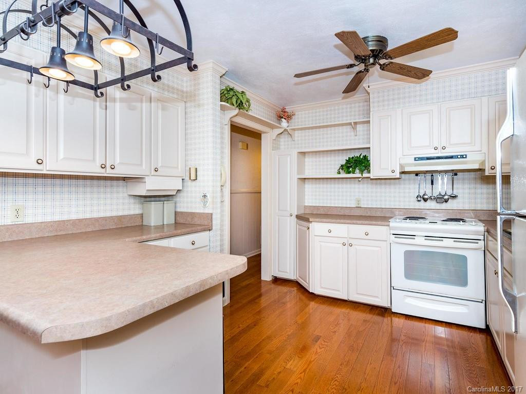 928 Toxaway Court #29 - Photo 7