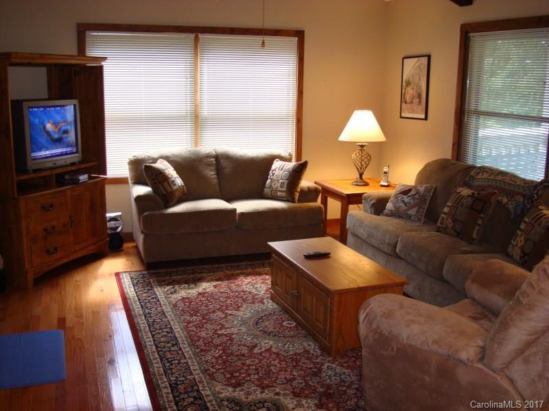 904 Eagles Nest Court #904 - Photo 4